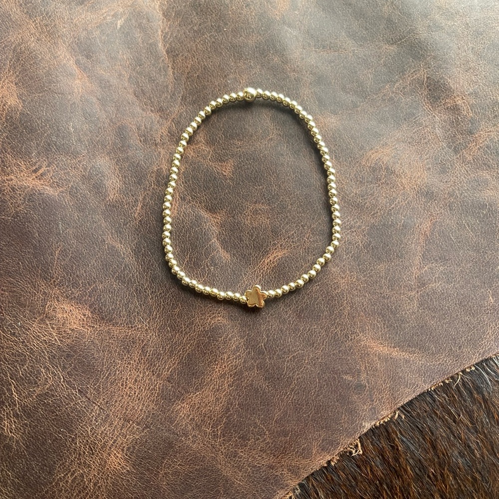 14kt Gold Plated Daisy bracelet